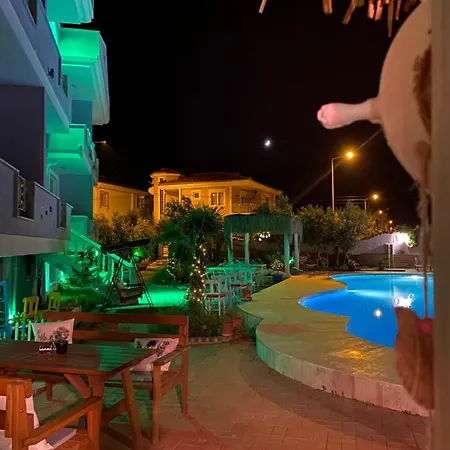 Cunda Leo Boutique & Pool Ayvalı
